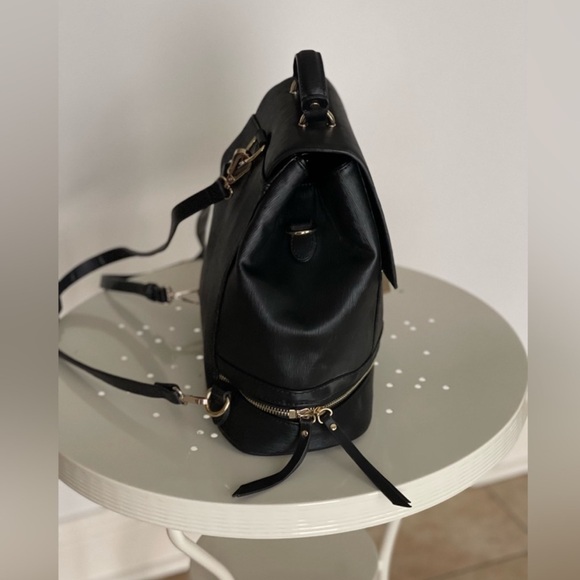 ZARA Convertible Backpack/Purse Bag Hard Shell Black with Gold Hardware - Picture 8 of 12